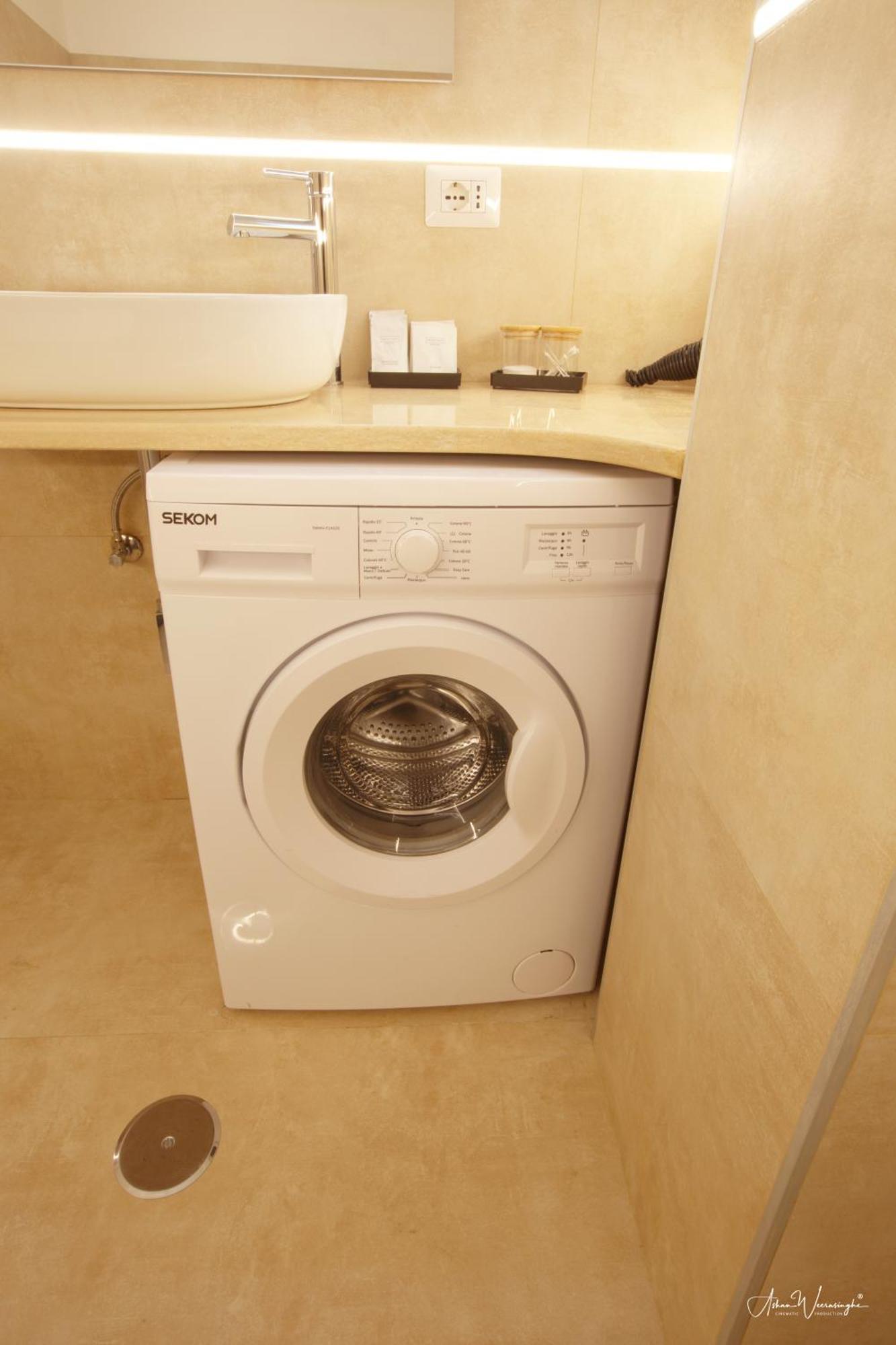 Magikrooms Colonna Рим Екстер'єр фото